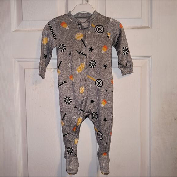 Walmart Let's Celebrate Halloween Grey Unisex Halloween Candy Footsie 3-6M - Picture 1 of 12